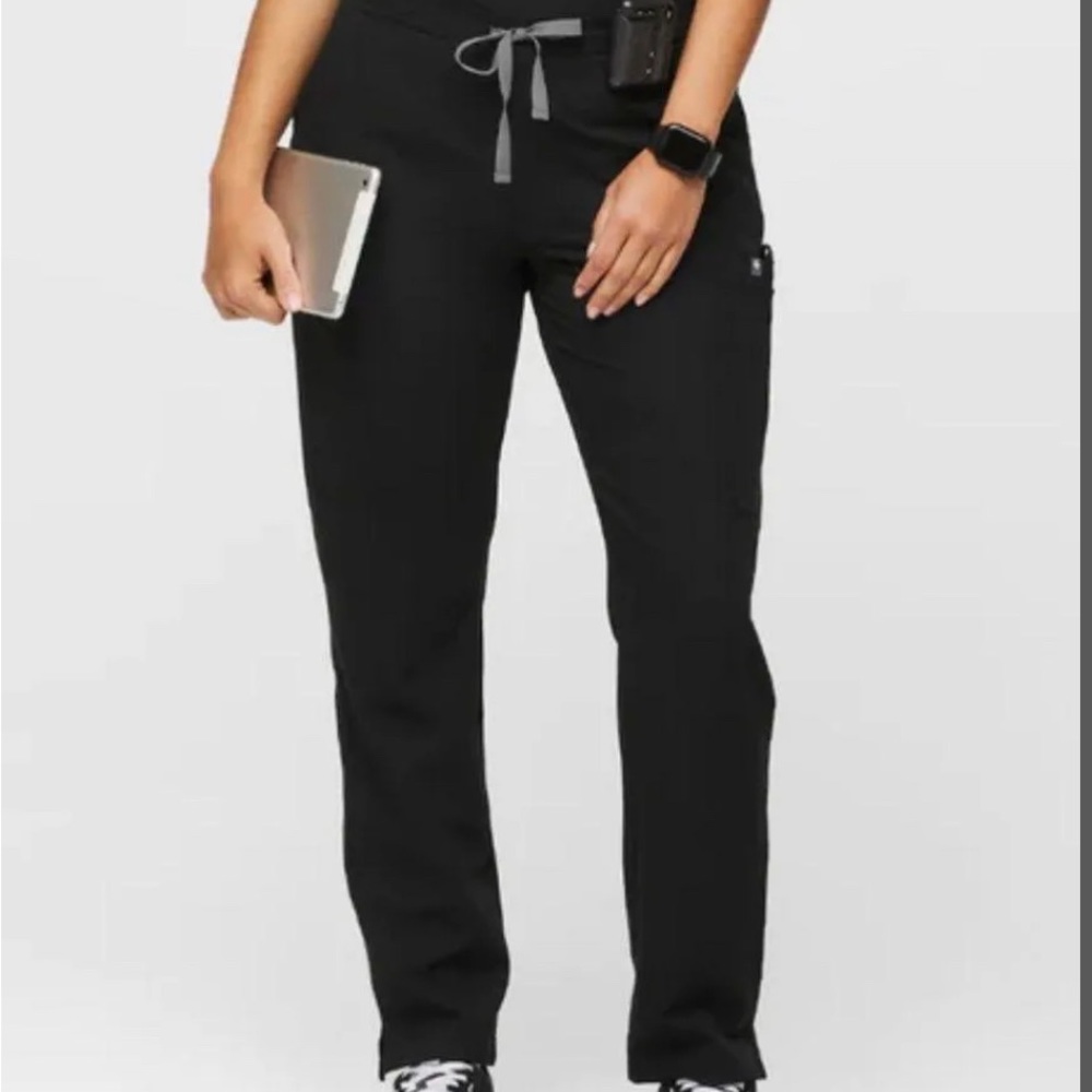 NWT Figs Small Yola Skinny Scrub Pants